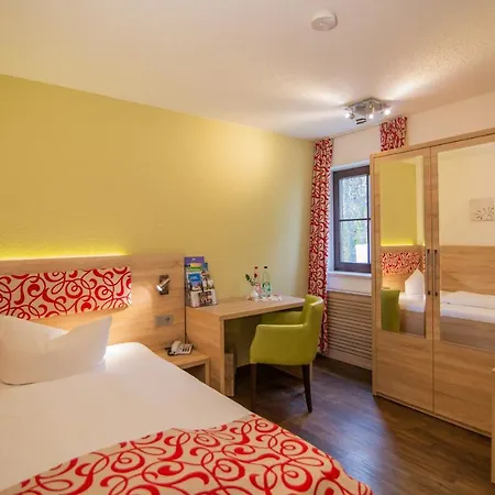 Berggasthof & Goetzinger Hoehe 3* 노이슈타트 인 작센