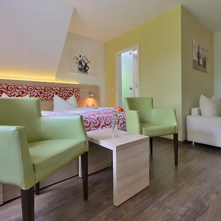 호텔 Berggasthof & Goetzinger Hoehe