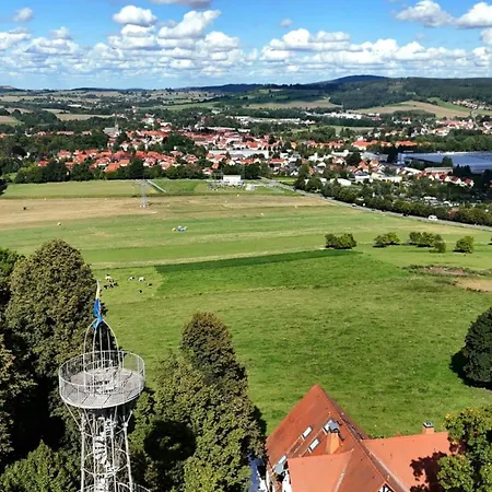 Berggasthof & Goetzinger Hoehe 3* נוישטט אן זאקסן