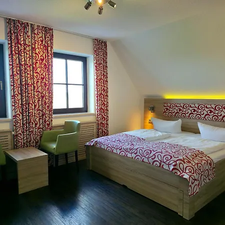 Berggasthof & Goetzinger Hoehe 3*