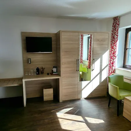 호텔 Berggasthof & Goetzinger Hoehe