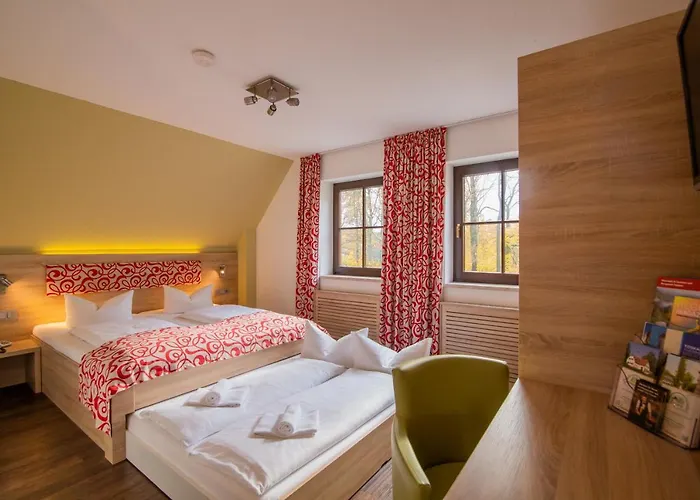 ホテル Berggasthof & Goetzinger Hoehe